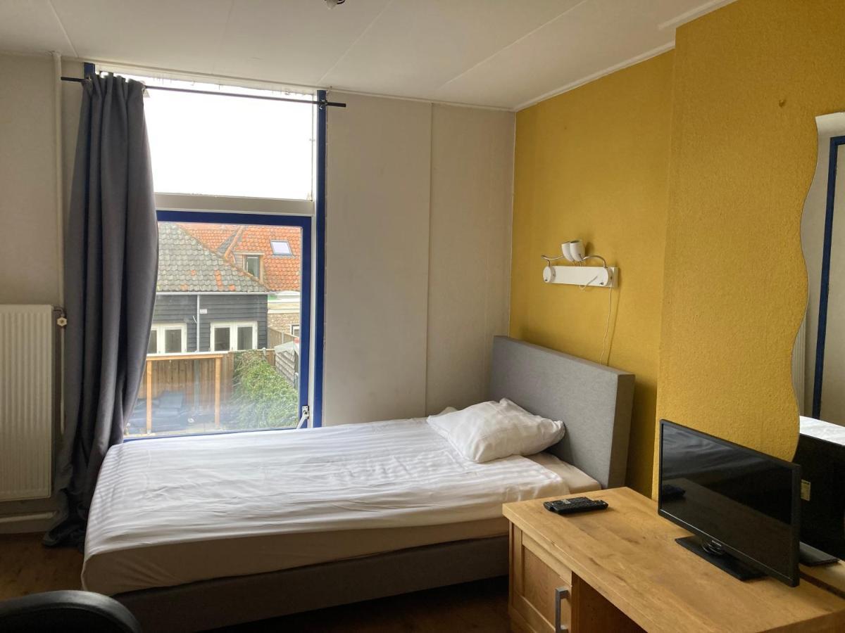 Rb Hostel Зірикзе Екстер'єр фото