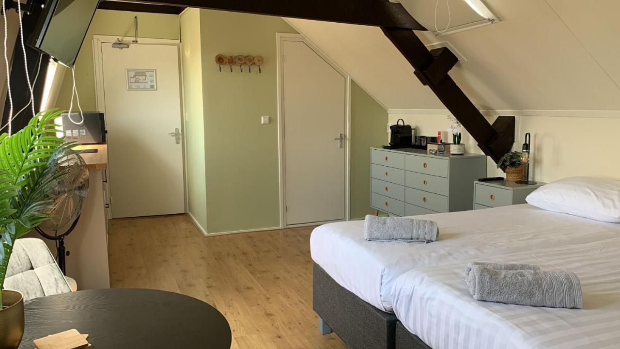 Rb Hostel Зірикзе Екстер'єр фото
